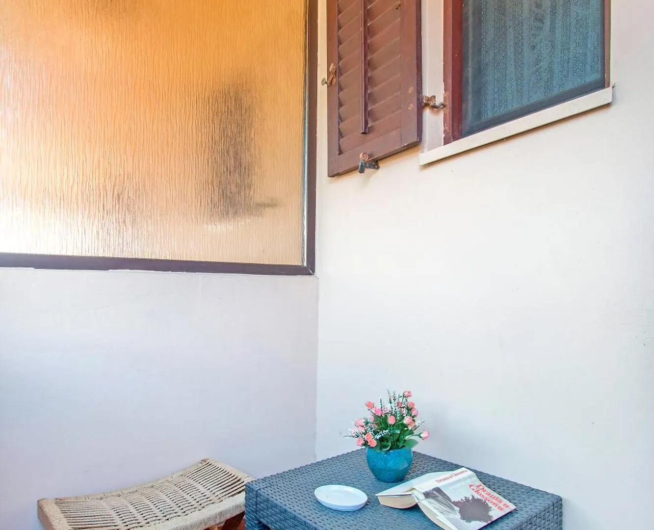 Bright & Spacious Apartment With Terrace In Stinjan Pula